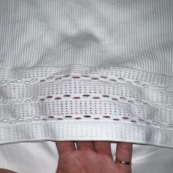 Under White/Red Ribbed Top - Picture 3 of 4